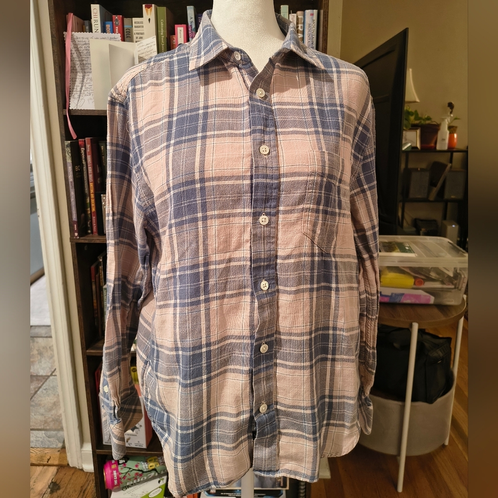 Rails Women's Blue and Light Pink Plaid Button-Down Shirt Cotton